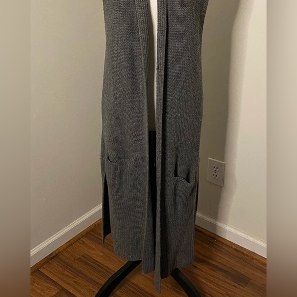 Dip Size Large Long Sweater Vest - Picture 4 of 4